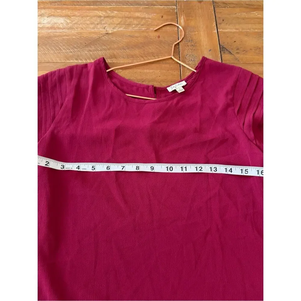 Lily white Women's Burgundy berry Cap-Sleeve Blouse size medium